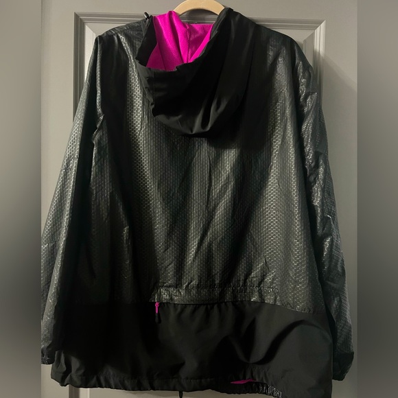 New Balance Lightweight Jacket Size 2X - Picture 4 of 5